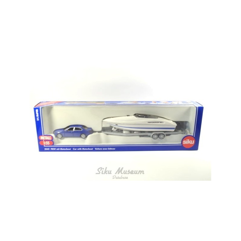 BMW 545i mit Motorboot