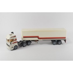 Renault Turbo met oplegger