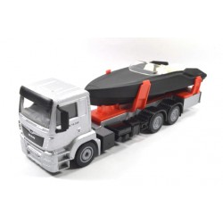 MAN TGM 26.320 mit Schnellboot